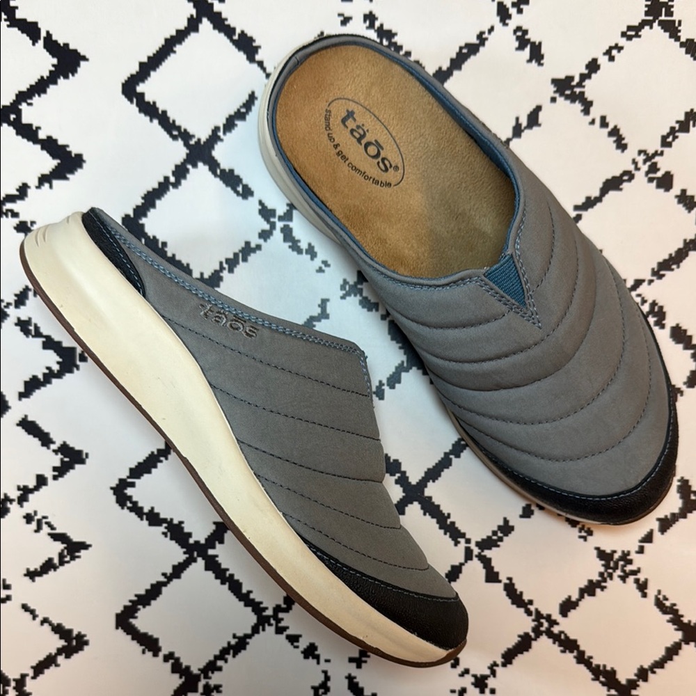 Taos Footwear Women’s Loafers, Comfy & Stylish Slip-On Mules - US Size 6
